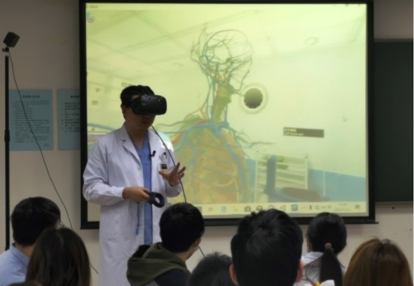 c8c732985bd147b9bf1220b08a350e84.png 04.png