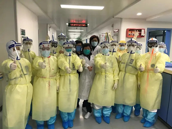 79f6a3ef4d7e4e50808542d32b41e9a6.jpg 4.jpg