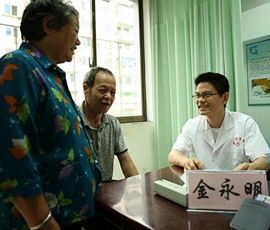 北京協和醫學院校友 浙江省人民醫院金永明主任在磐安縣人民醫院義診