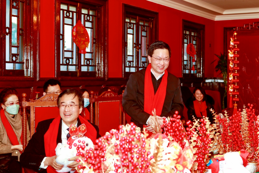 5a64c38fe53a4c3083e6a9714c7cf38d.png 5a64c38fe53a4c3083e6a9714c7cf38d.png