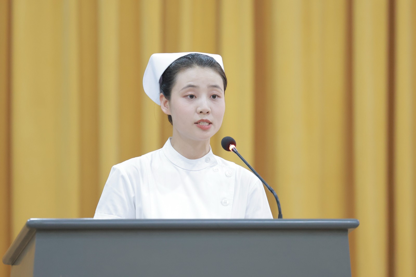 學生發言.jpg 學生發言.jpg