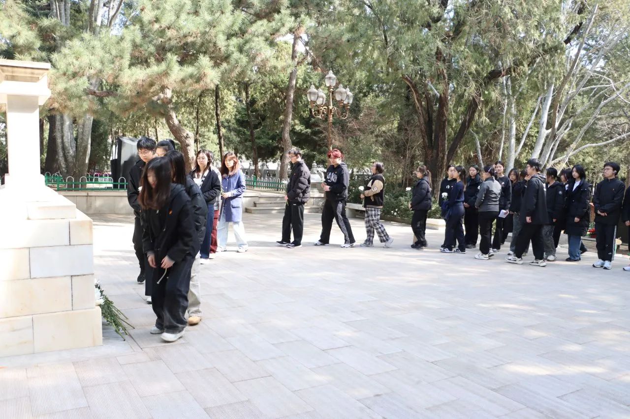 142de43e862b443a9c8e5bf509d2b3c5.jpg 142de43e862b443a9c8e5bf509d2b3c5.jpg