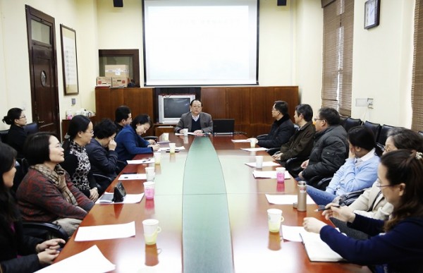 李立明書記聽取黨外人士意見