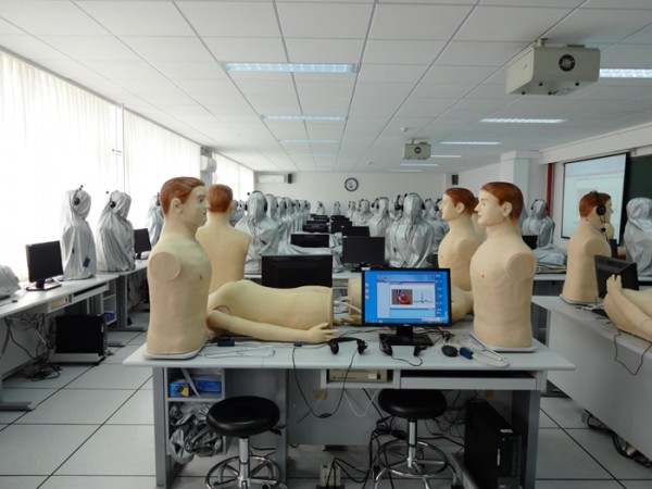 我校醫學虛擬仿真實驗教學中心獲評國家級虛擬仿真實驗教學中心1